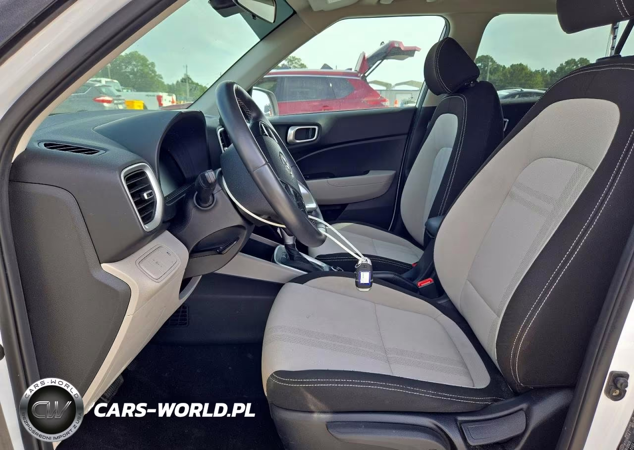 2025 Hyundai Venue Sel VIN:KMHRC8A31SU377319 - 7