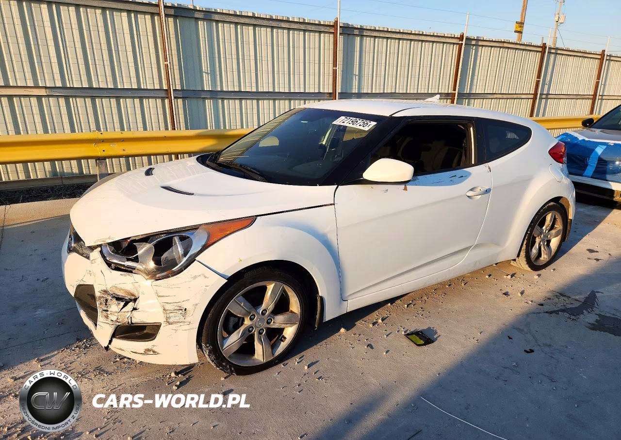 2015 Hyundai Veloster Base VIN:KMHTC6AD0FU238176 - 1