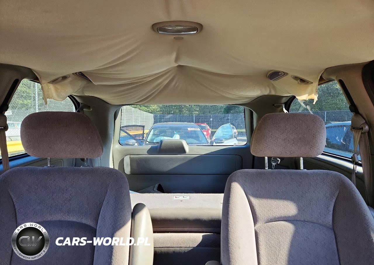 2003 Dodge Grand Caravan Sport VIN:2D4GP44323R220100 - 10