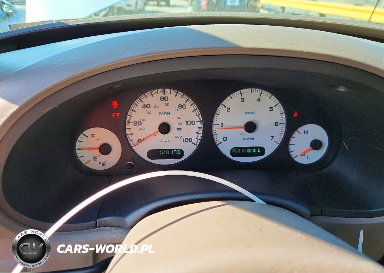 2003 Dodge Grand Caravan Sport VIN:2D4GP44323R220100 - 9