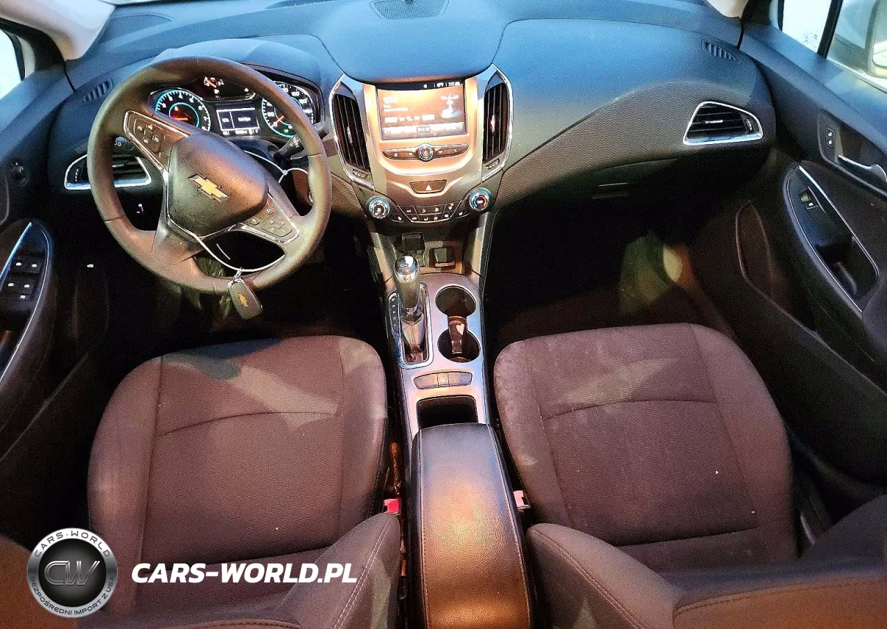 2017 Chevrolet Cruze Lt VIN:1G1BE5SM8H7198118 - 8