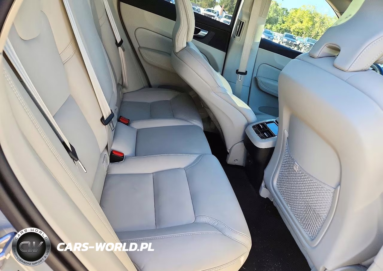 2026 Volvo Xc60 Ultra VIN:YV4M12RM7T1450594 - 10
