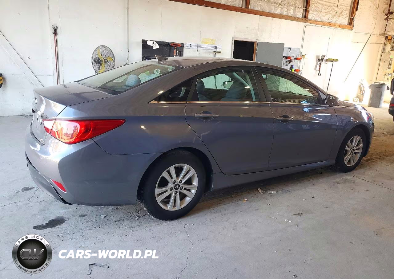 2014 Hyundai Sonata Gls VIN:5NPEB4AC6EH835174 - 3