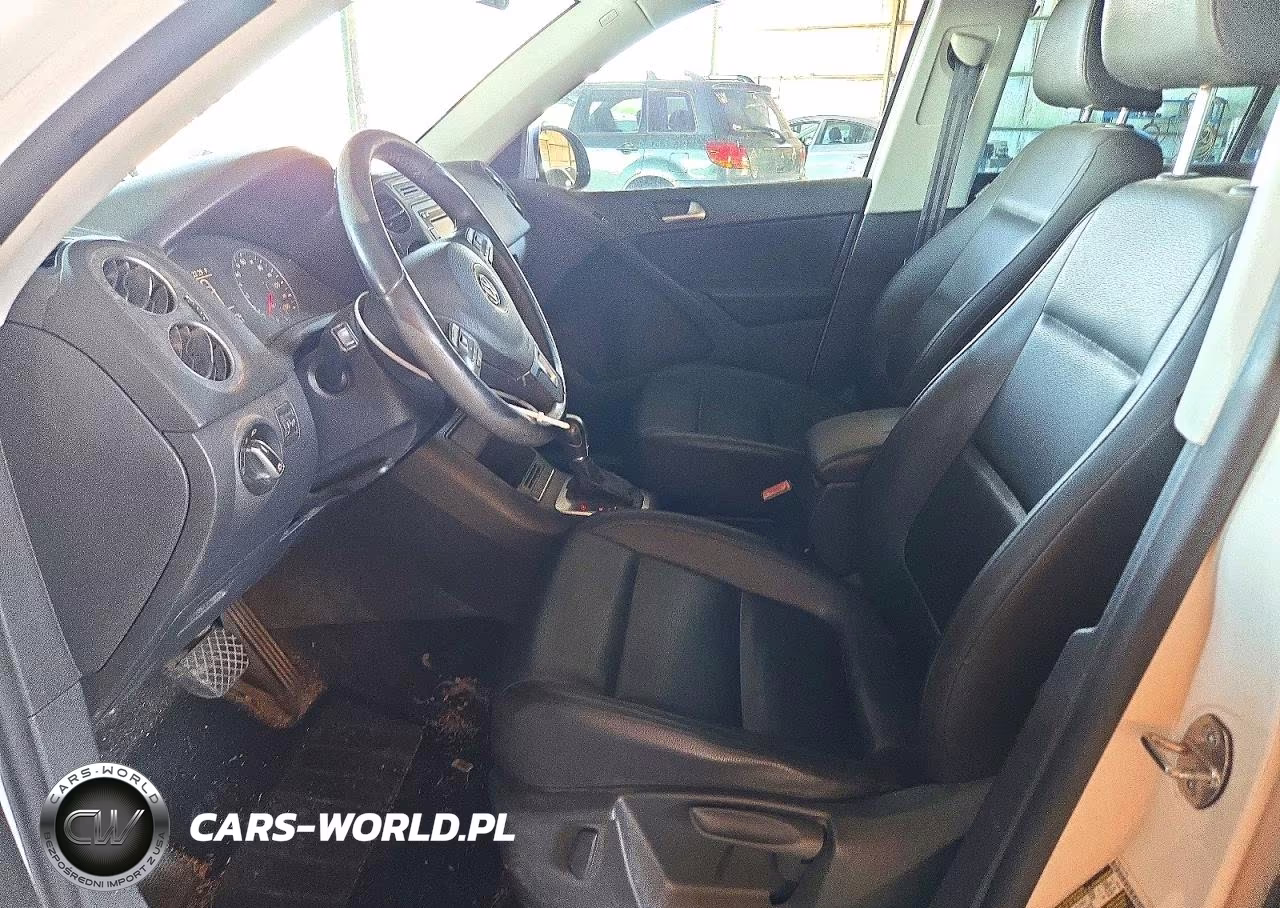 2013 Volkswagen Tiguan S VIN:WVGAV3AX6DW593994 - 7
