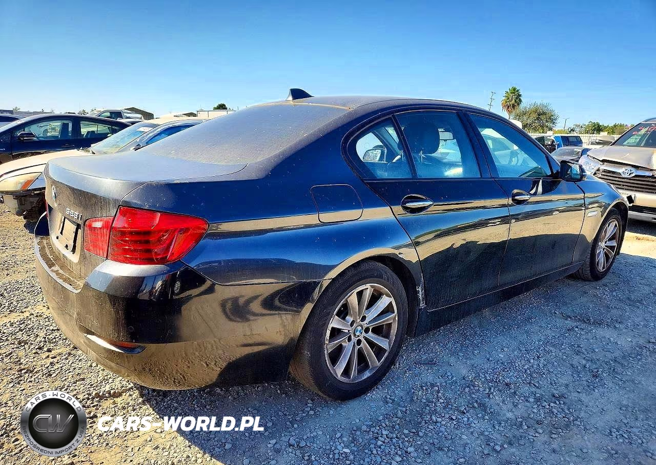 BMW 528I VIN:WBA5A5C55FD518546 - 3