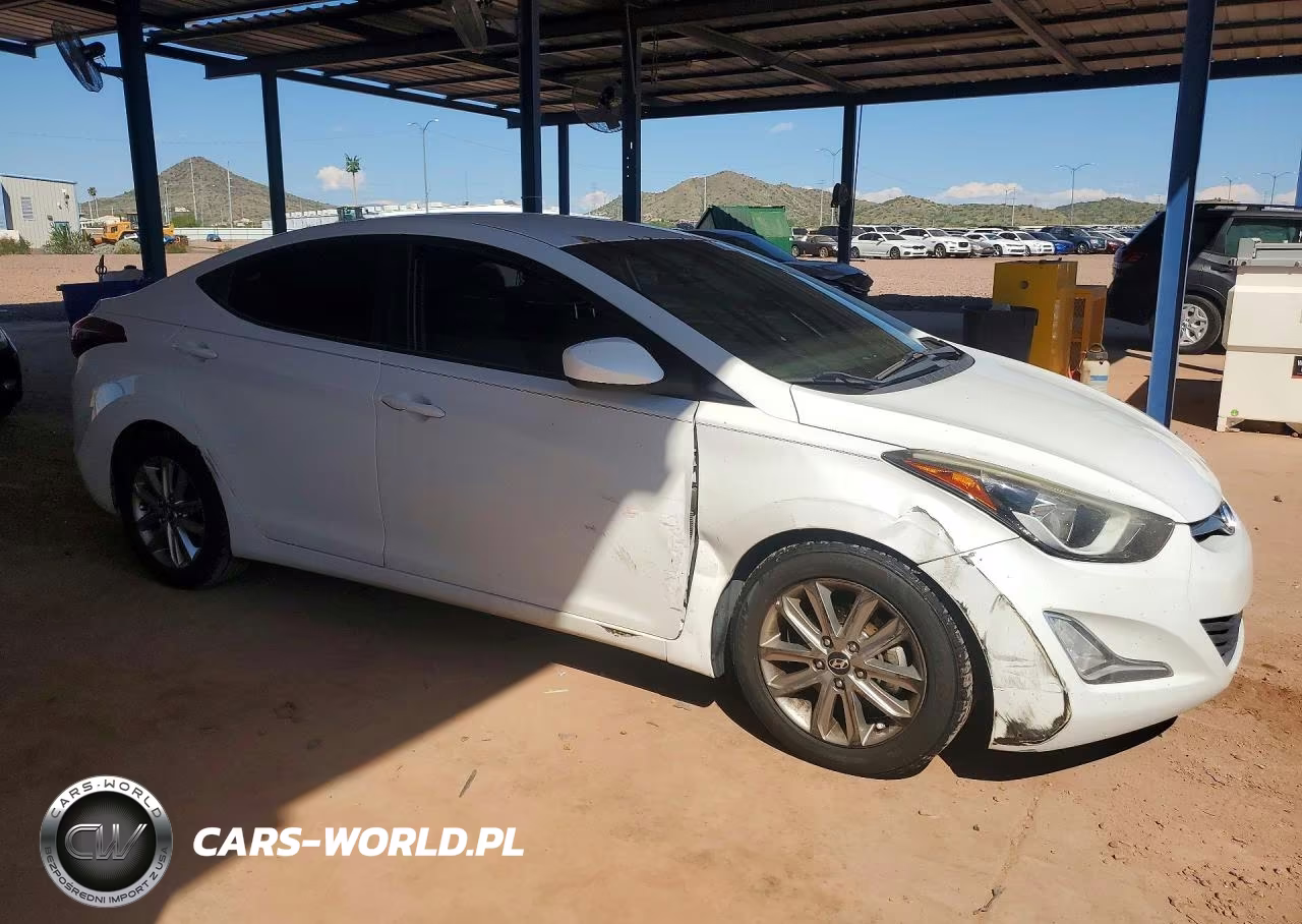 2015 Hyundai Elantra Se VIN:5NPDH4AE4FH563821 - 4