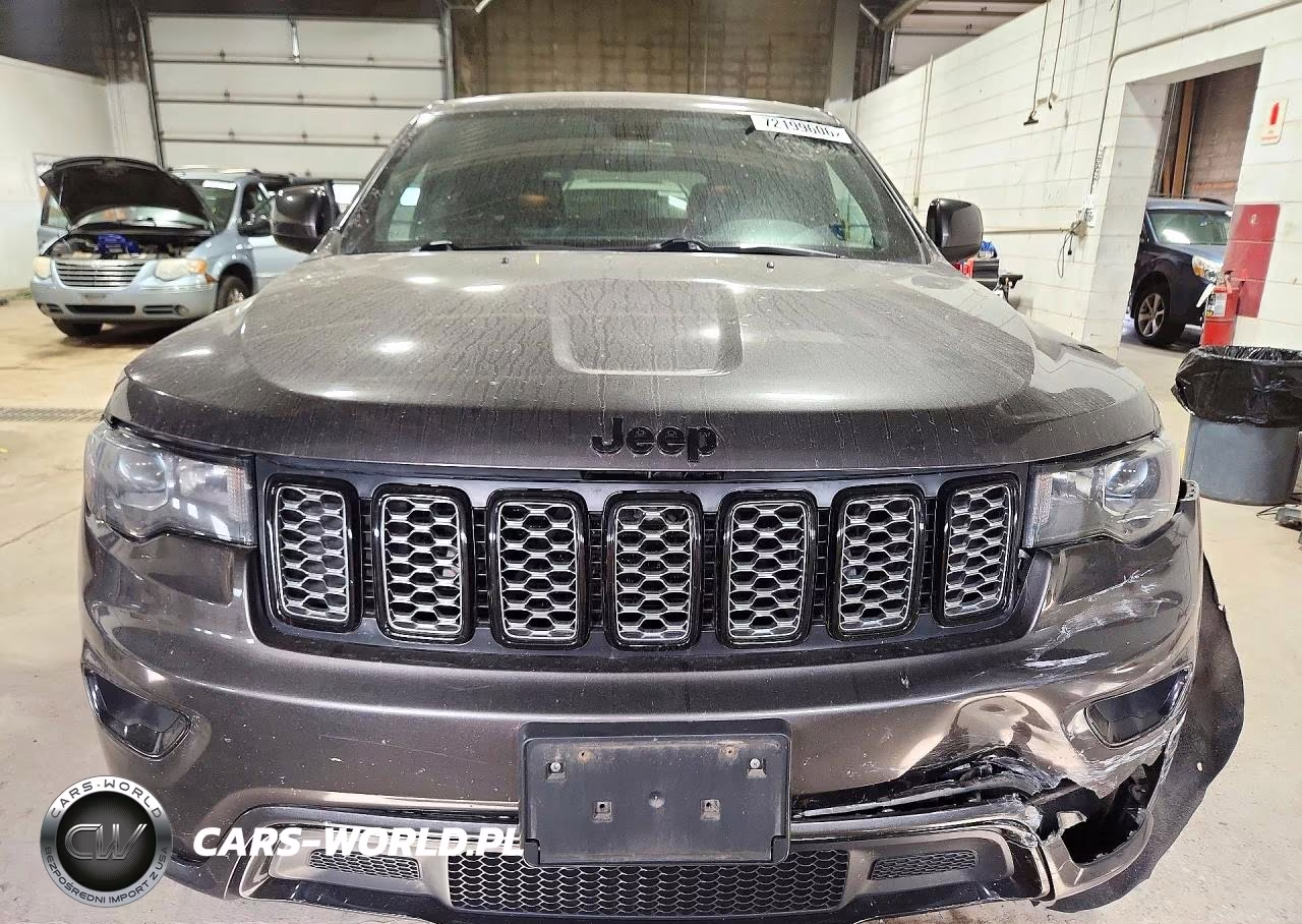 2019 Jeep Grand Cherokee Laredo VIN:1C4RJFAG6KC677218 - 5