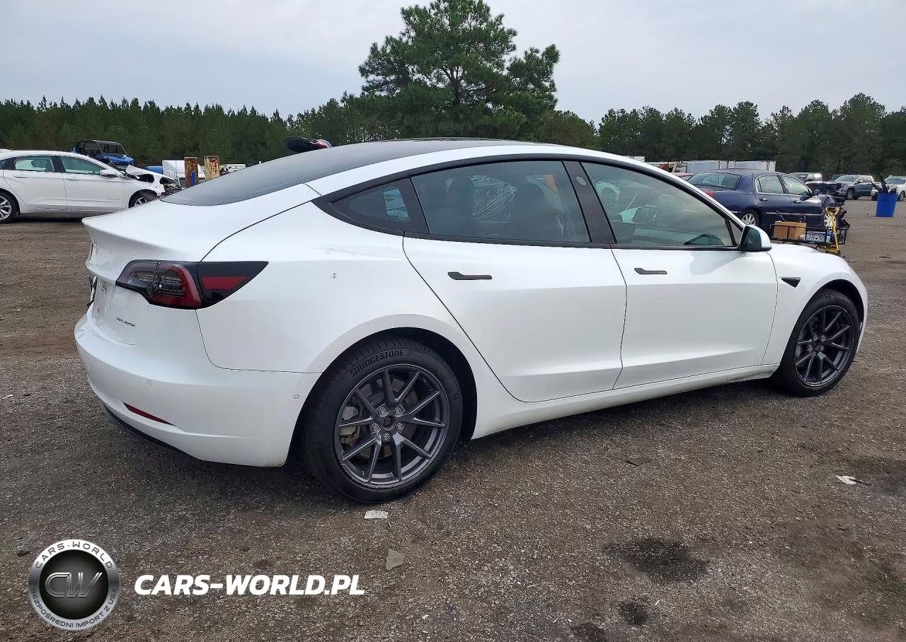 2022 Tesla Model 3 VIN:5YJ3E1EB2NF112483 - 3