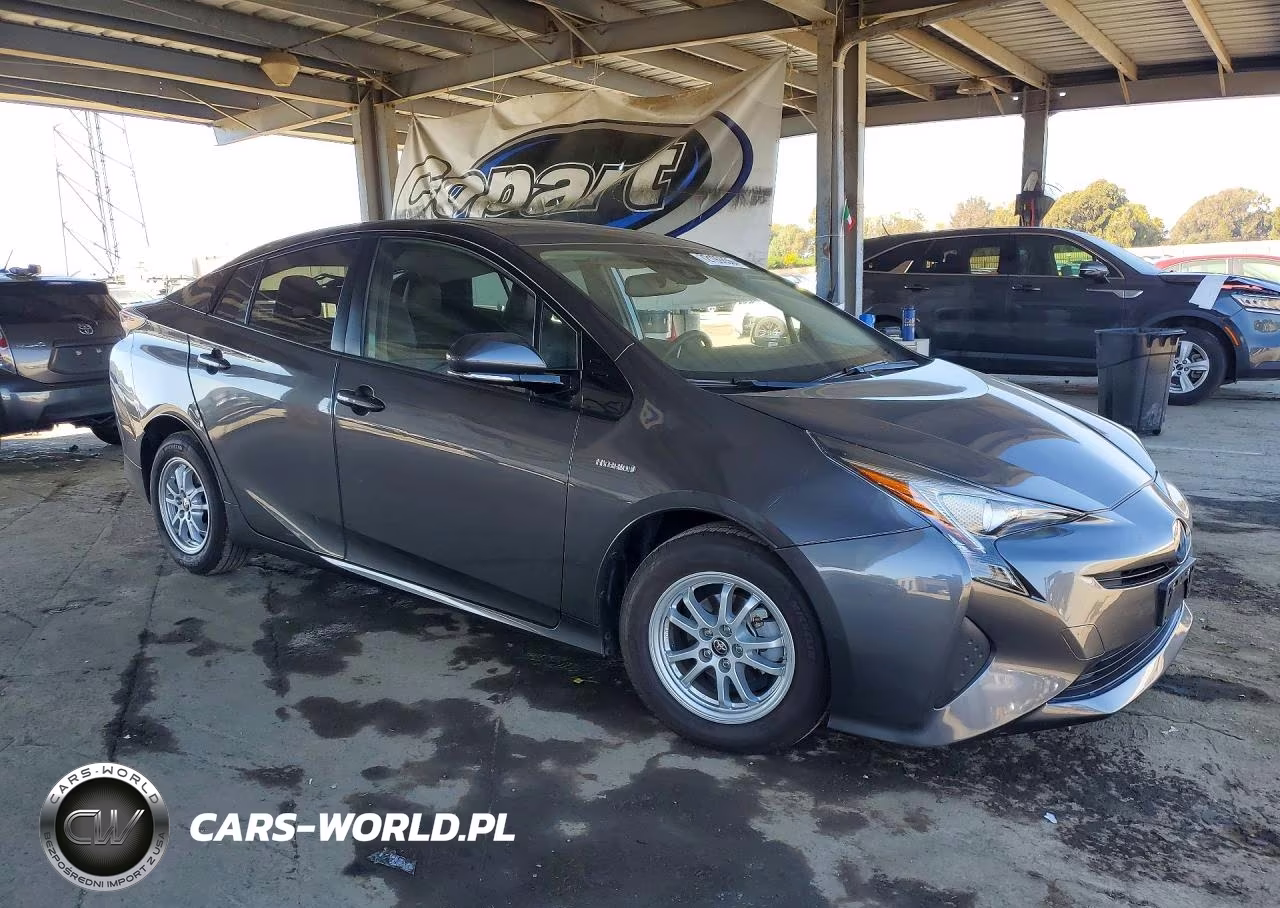 2016 Toyota Prius Four VIN:JTDKARFU6G3516442 - 4