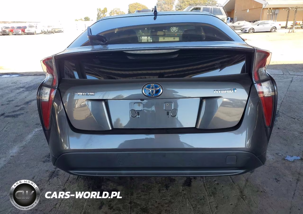 2016 Toyota Prius Four VIN:JTDKARFU6G3516442 - 6