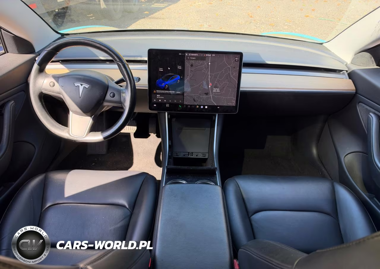 2018 Tesla Model 3 VIN:5YJ3E1EB0JF182543 - 9