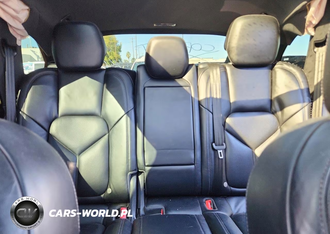 2018 Porsche Cayenne VIN:WP1AA2A29JKA00144 - 10
