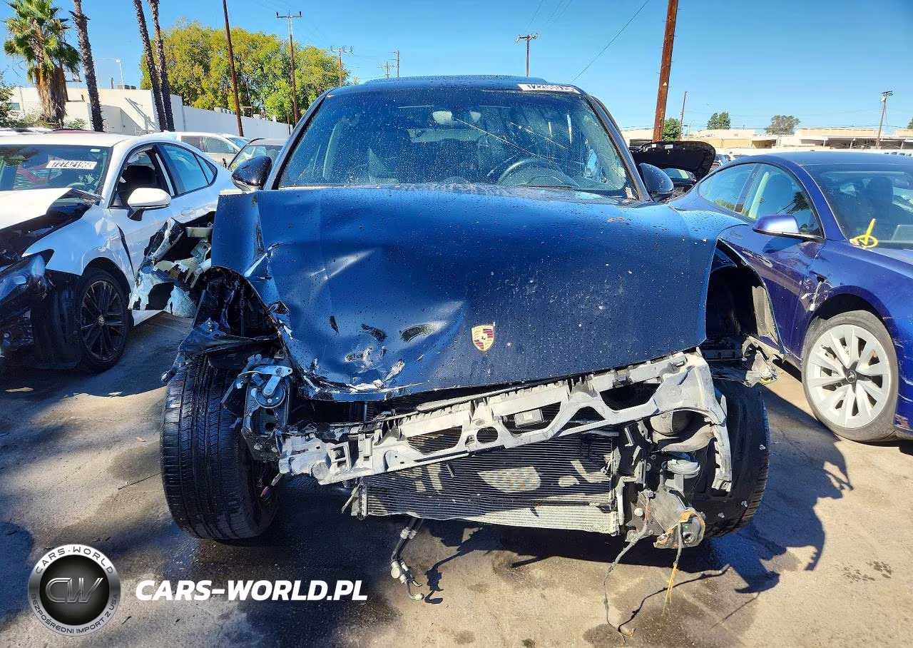 2018 Porsche Cayenne VIN:WP1AA2A29JKA00144 - 5