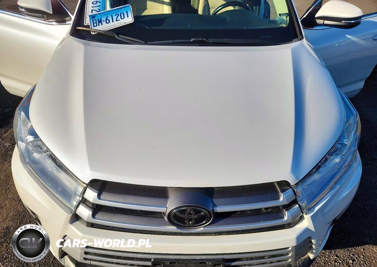 2018 Toyota Highlander Xle VIN:5TDJZRFH5JS864343 - 12