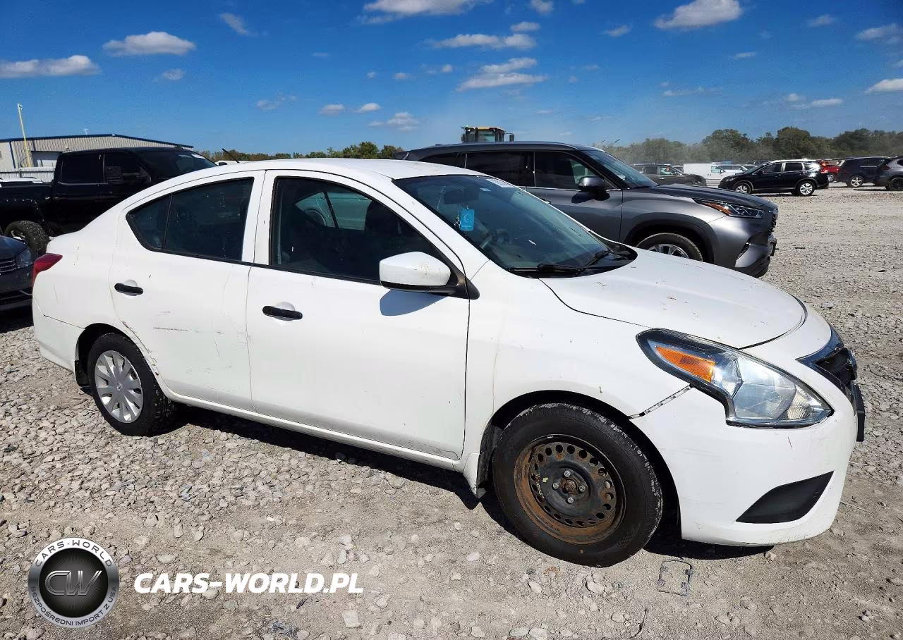 2016 Nissan Versa 1.6 S VIN:3N1CN7AP5GL917115 - 4