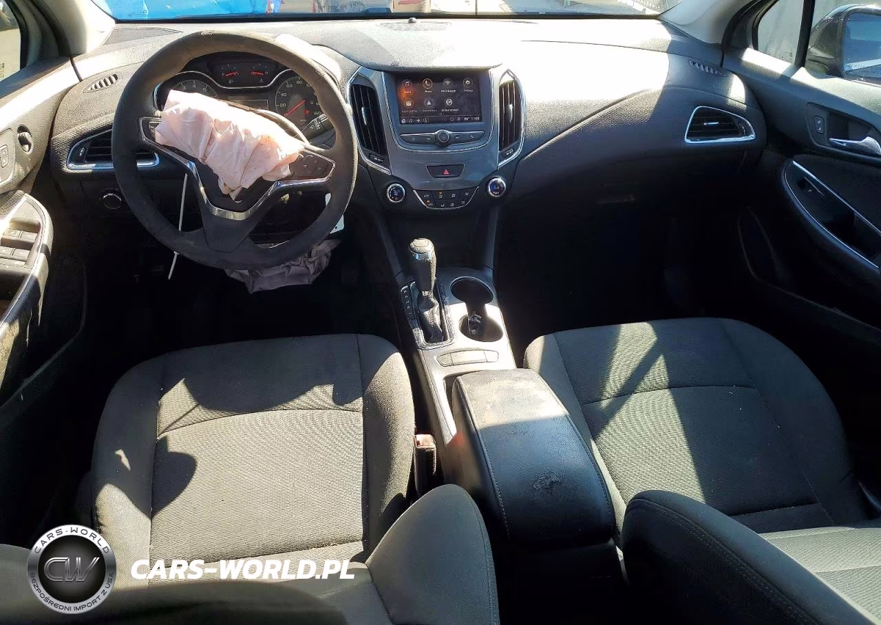 2019 Chevrolet Cruze Lt VIN:1G1BE5SM0K7100089 - 8