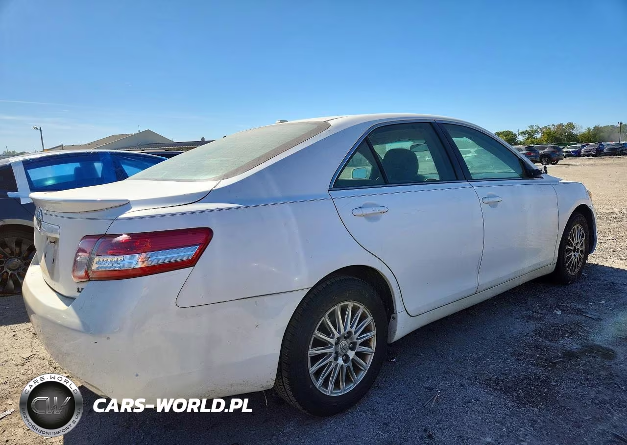 2010 Toyota Camry Le VIN:4T4BF3EK1AR028680 - 3