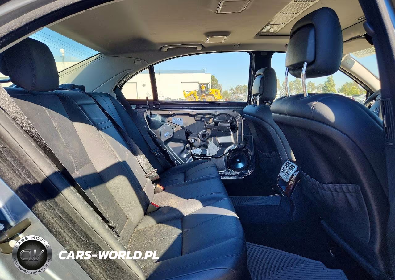 2008 Mercedes-Benz S 550 VIN:WDDNG71X38A228656 - 10