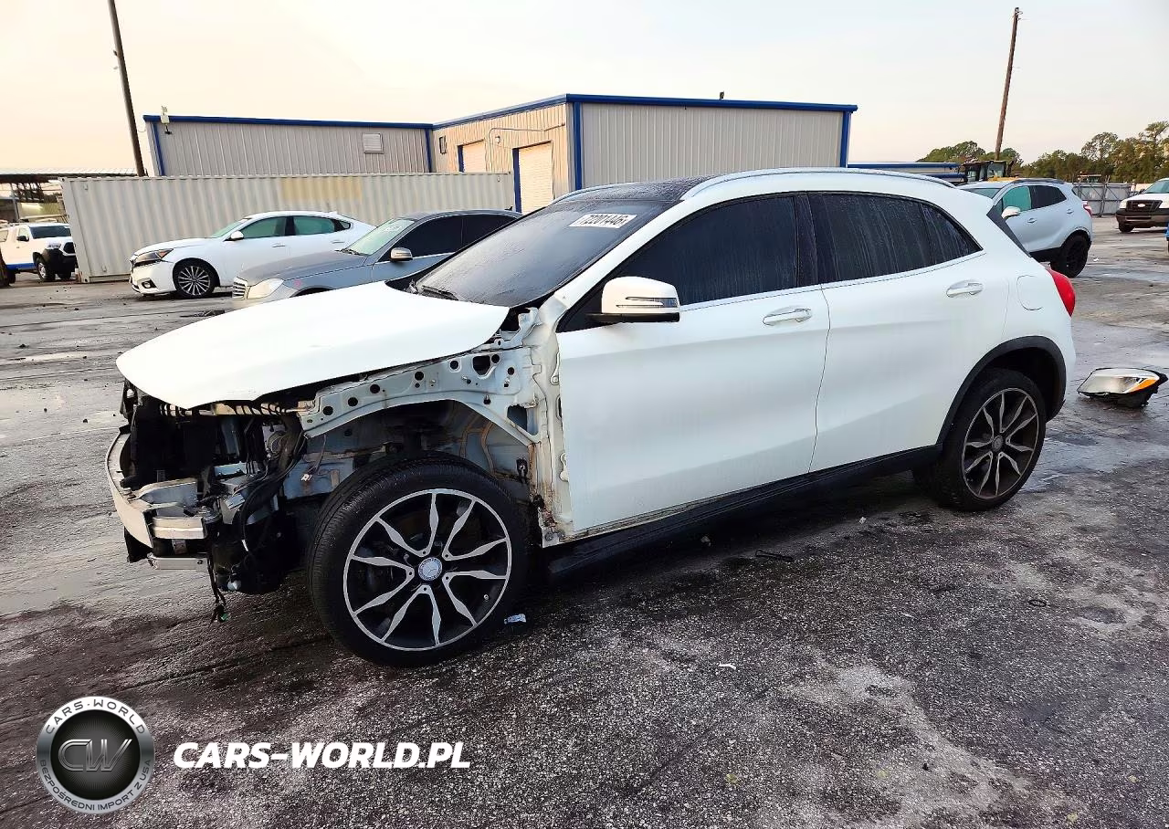 2016 Mercedes-Benz Gla 250 4Matic VIN:WDCTG4GB9GJ229699 - 1