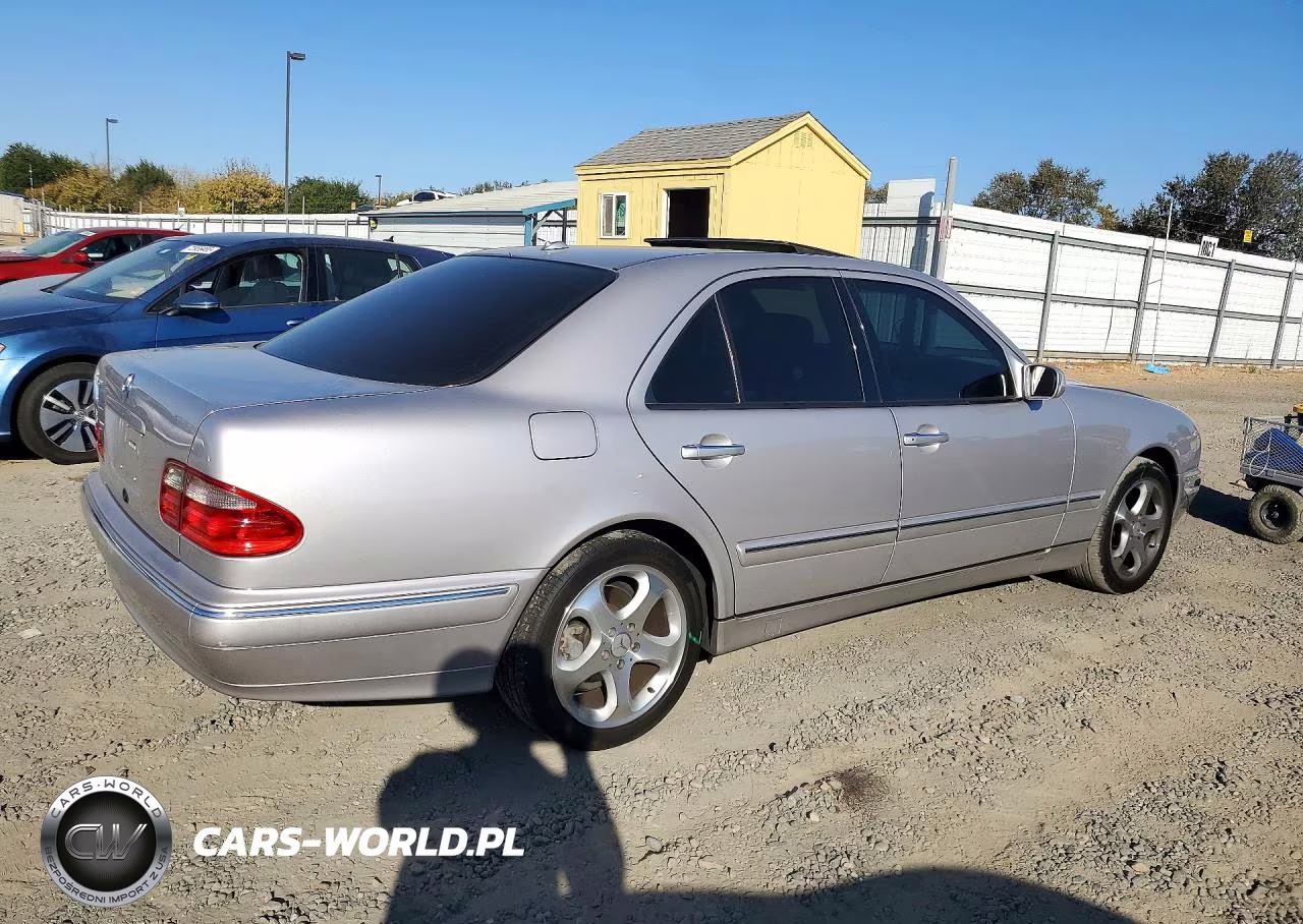 2002 Mercedes-Benz E 320 VIN:WDBJF65J82B464005 - 3