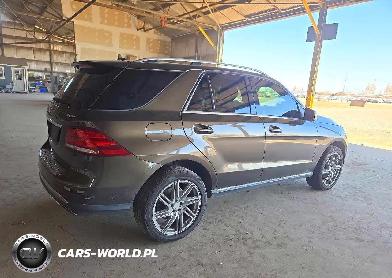 2016 Mercedes-Benz Gle 350 4Matic VIN:4JGDA5HB8GA634075 - 3