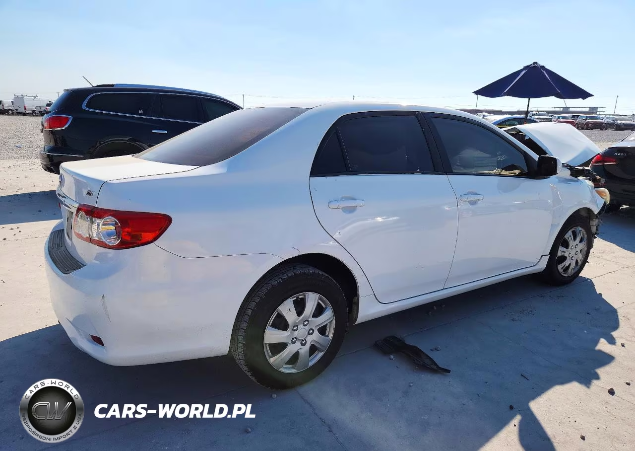 2011 Toyota Corolla Le VIN:2T1BU4EE1BC609244 - 3