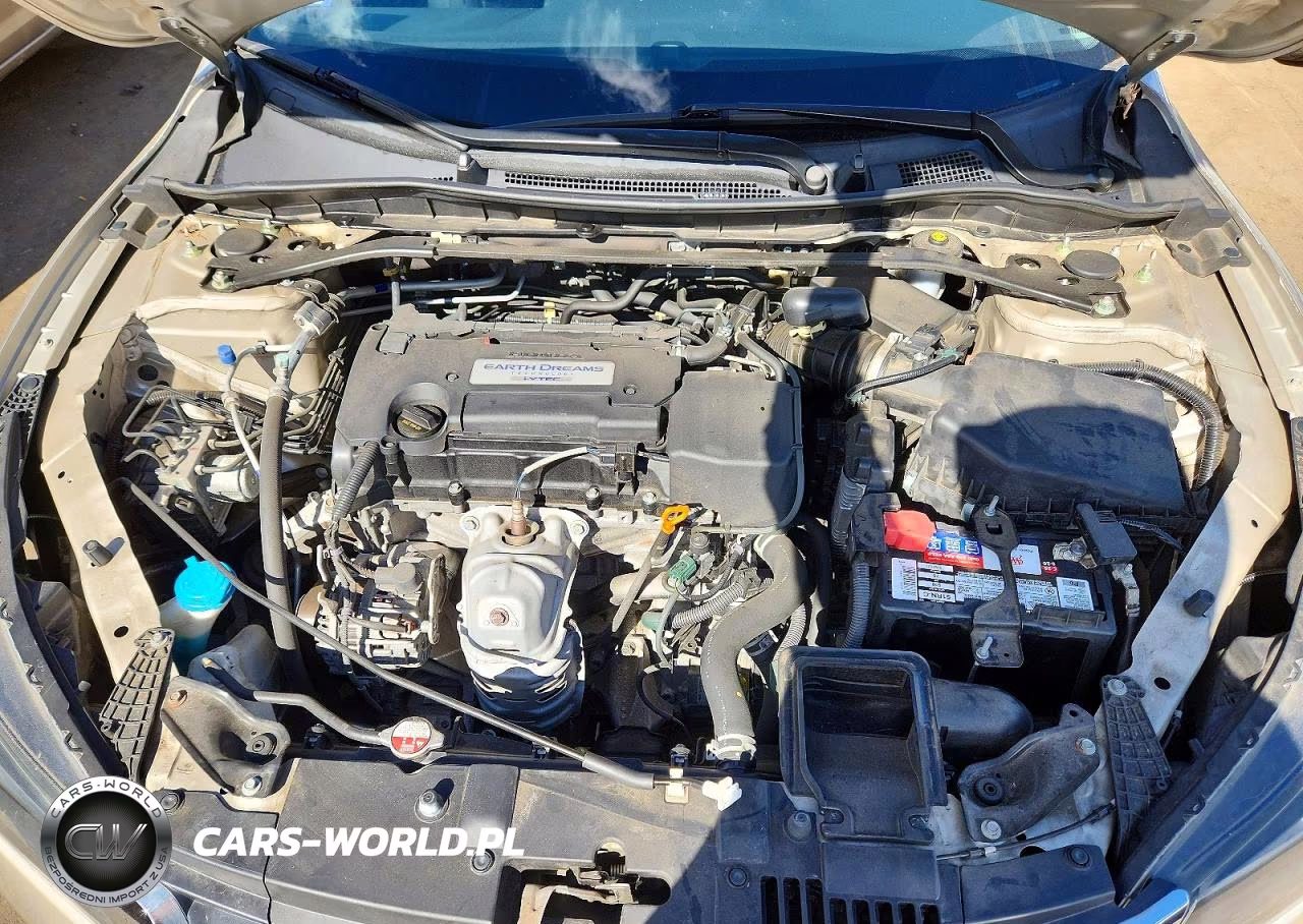 2015 Honda Accord Sport VIN:1HGCR2F55FA180744 - 11