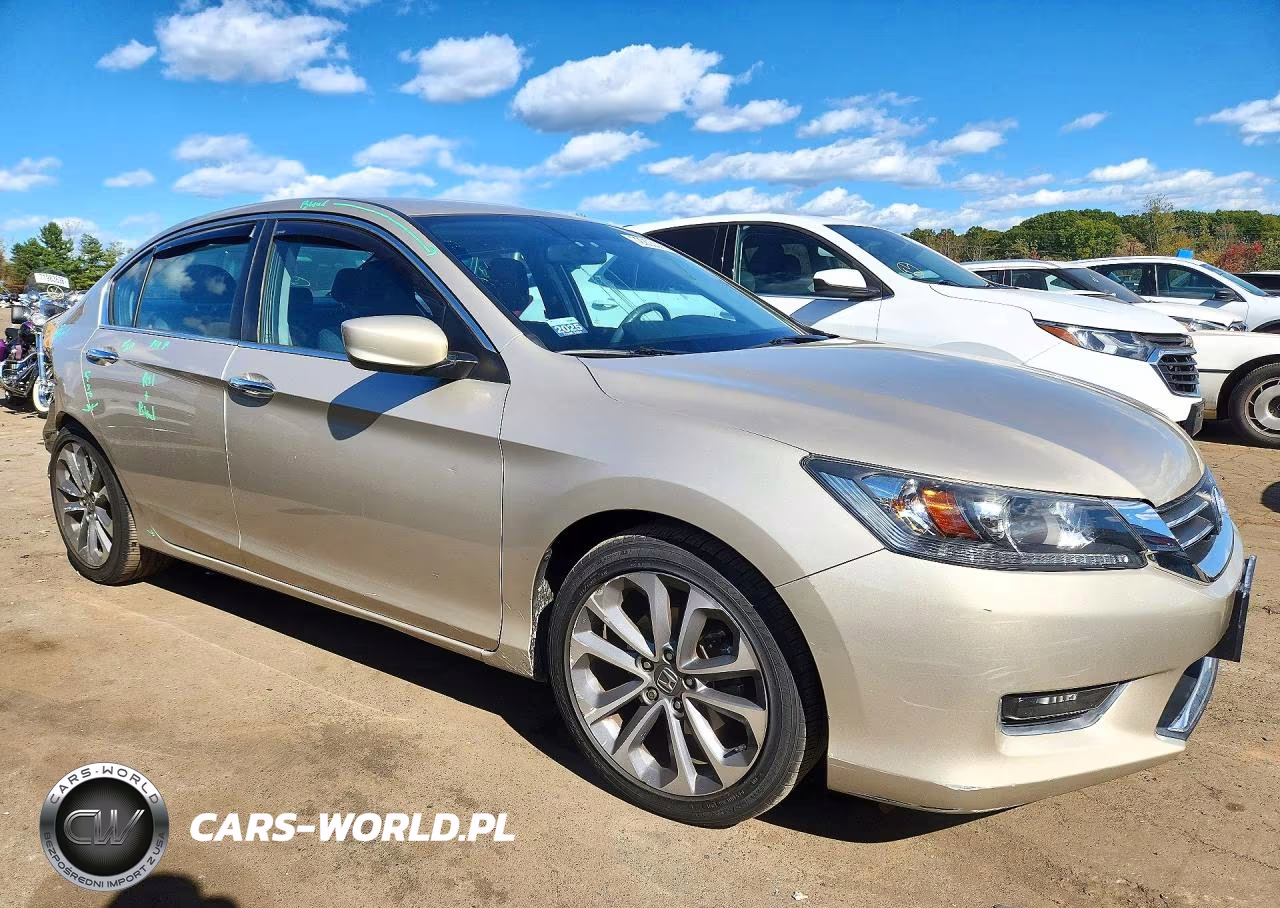 2015 Honda Accord Sport VIN:1HGCR2F55FA180744 - 4