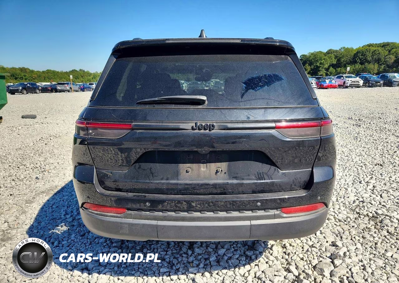 2022 Jeep Grand Cherokee Laredo VIN:1C4RJGAG4N8599373 - 6