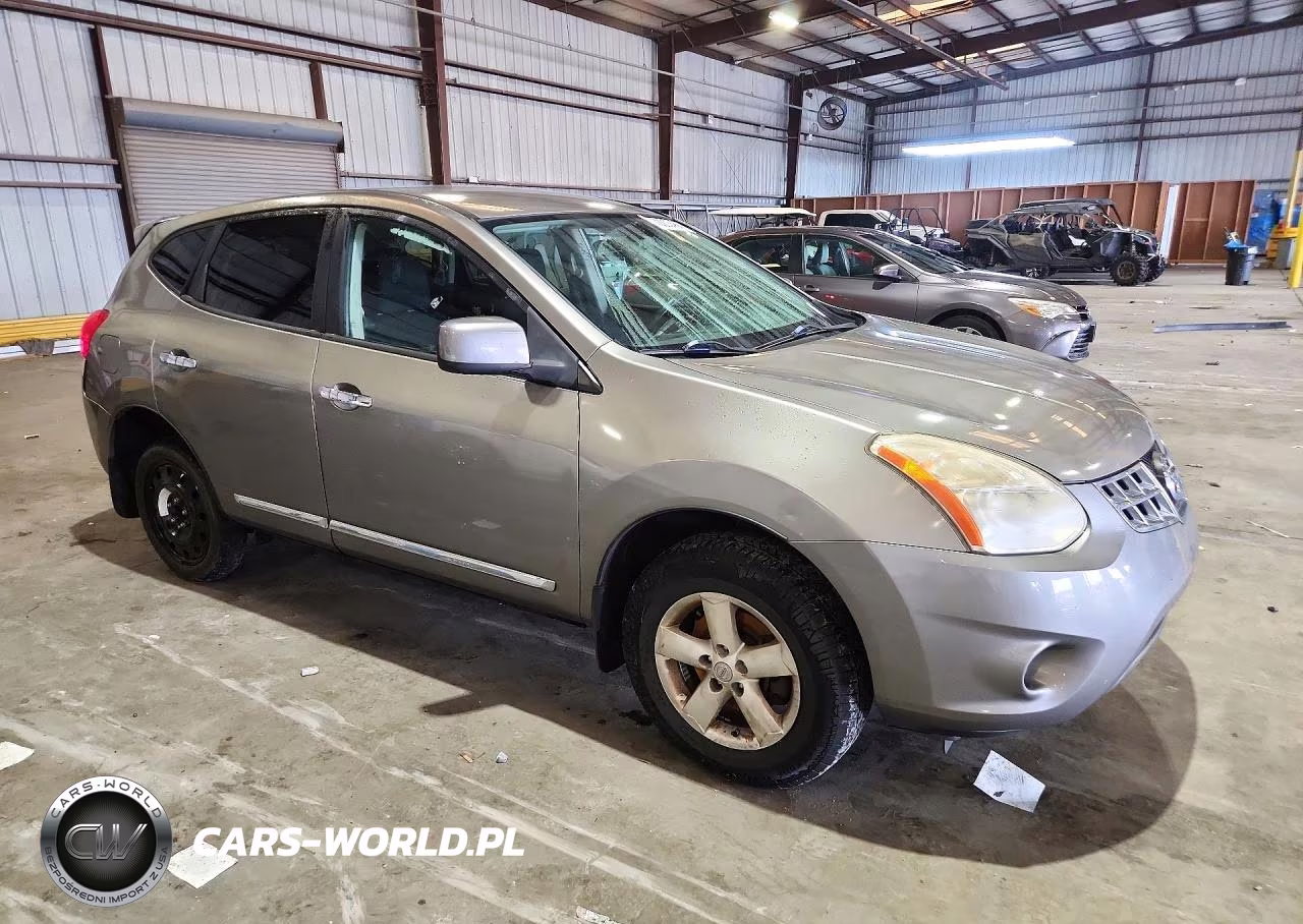 2013 Nissan Rogue S VIN:JN8AS5MT9DW511293 - 4