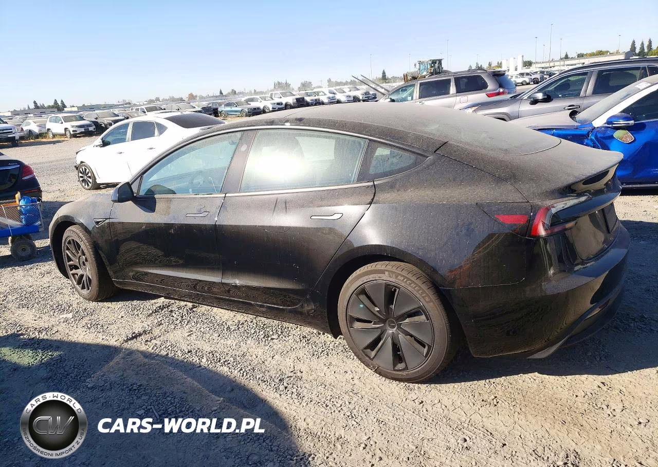 2024 Tesla Model 3 VIN:5YJ3E1EAXRF765902 - 2