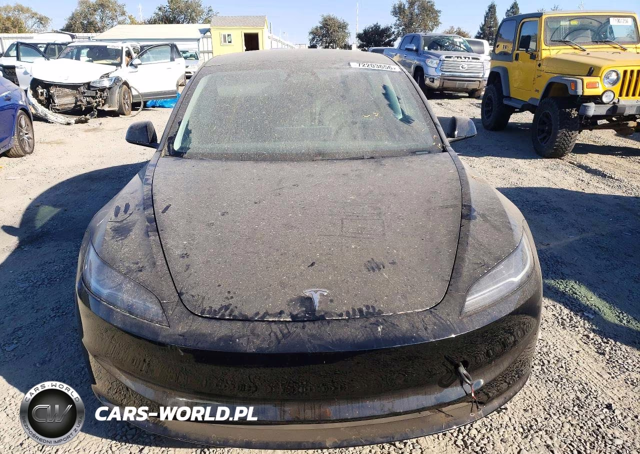 2024 Tesla Model 3 VIN:5YJ3E1EAXRF765902 - 5