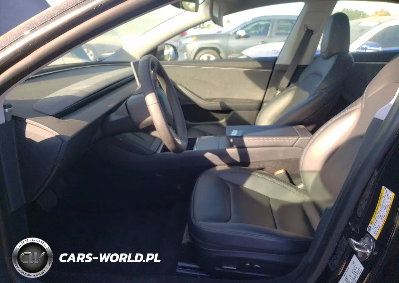 2024 Tesla Model 3 VIN:5YJ3E1EAXRF765902 - 7