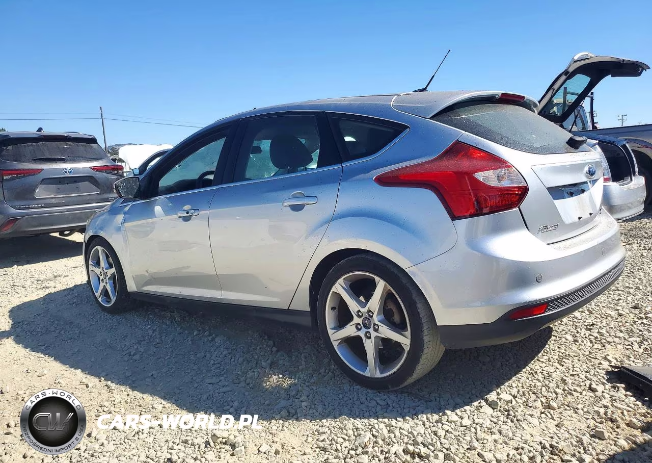 2013 Ford Focus Titanium VIN:1FADP3N2XDL370343 - 2