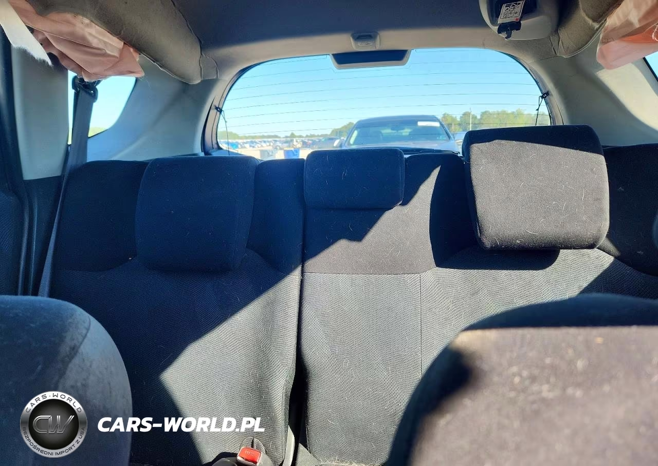 2011 Honda Fit Sport VIN:JHMGE8H56BC019621 - 10