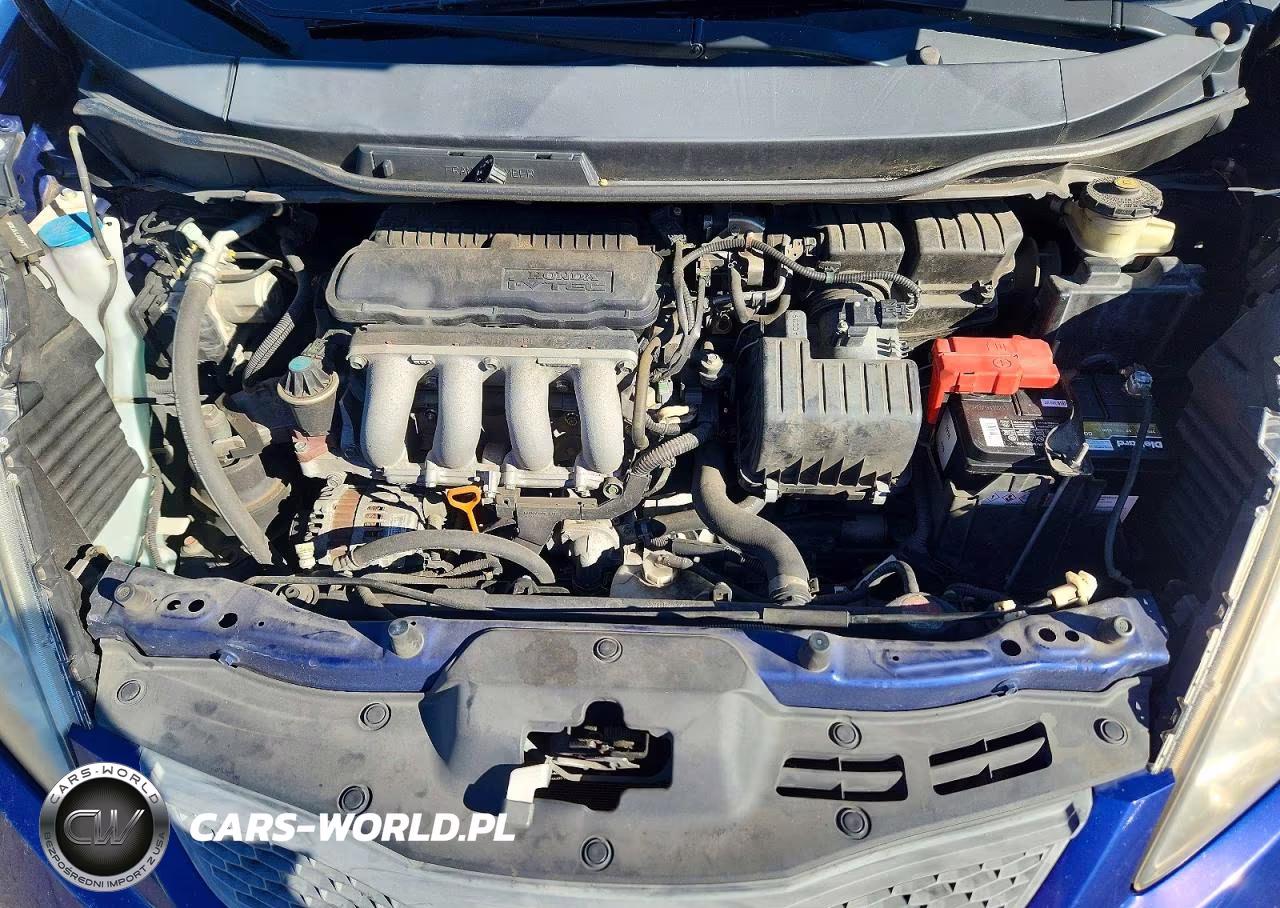 2011 Honda Fit Sport VIN:JHMGE8H56BC019621 - 12