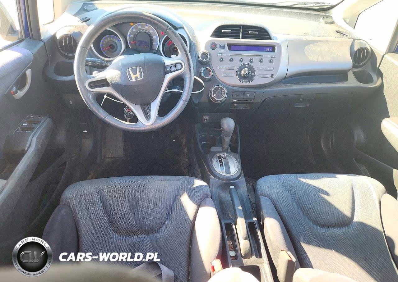 2011 Honda Fit Sport VIN:JHMGE8H56BC019621 - 8