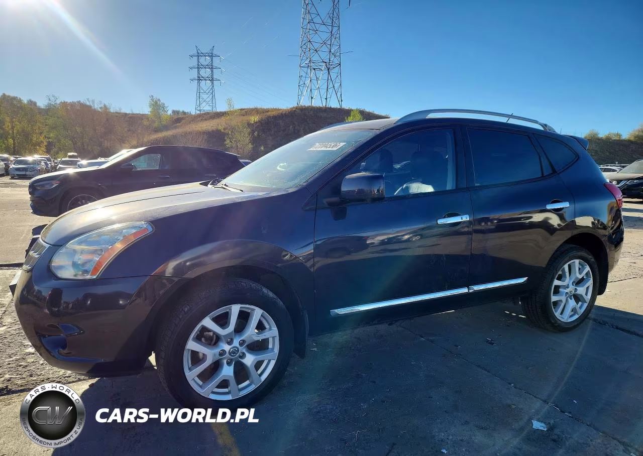 2013 Nissan Rogue S VIN:JN8AS5MV6DW639945 - 1