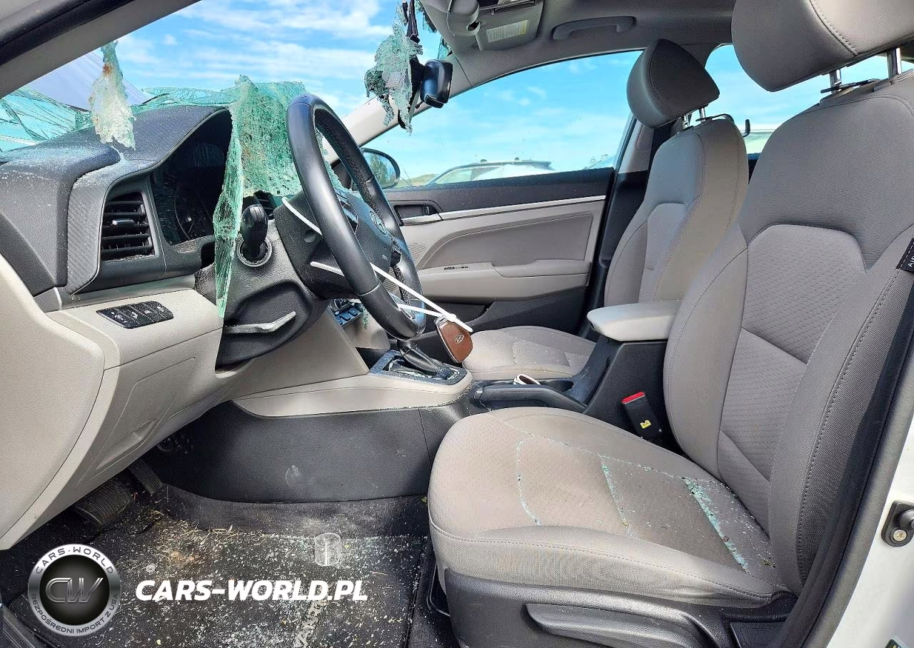 2019 Hyundai Elantra Value Edition VIN:KMHD84LF4KU863148 - 7