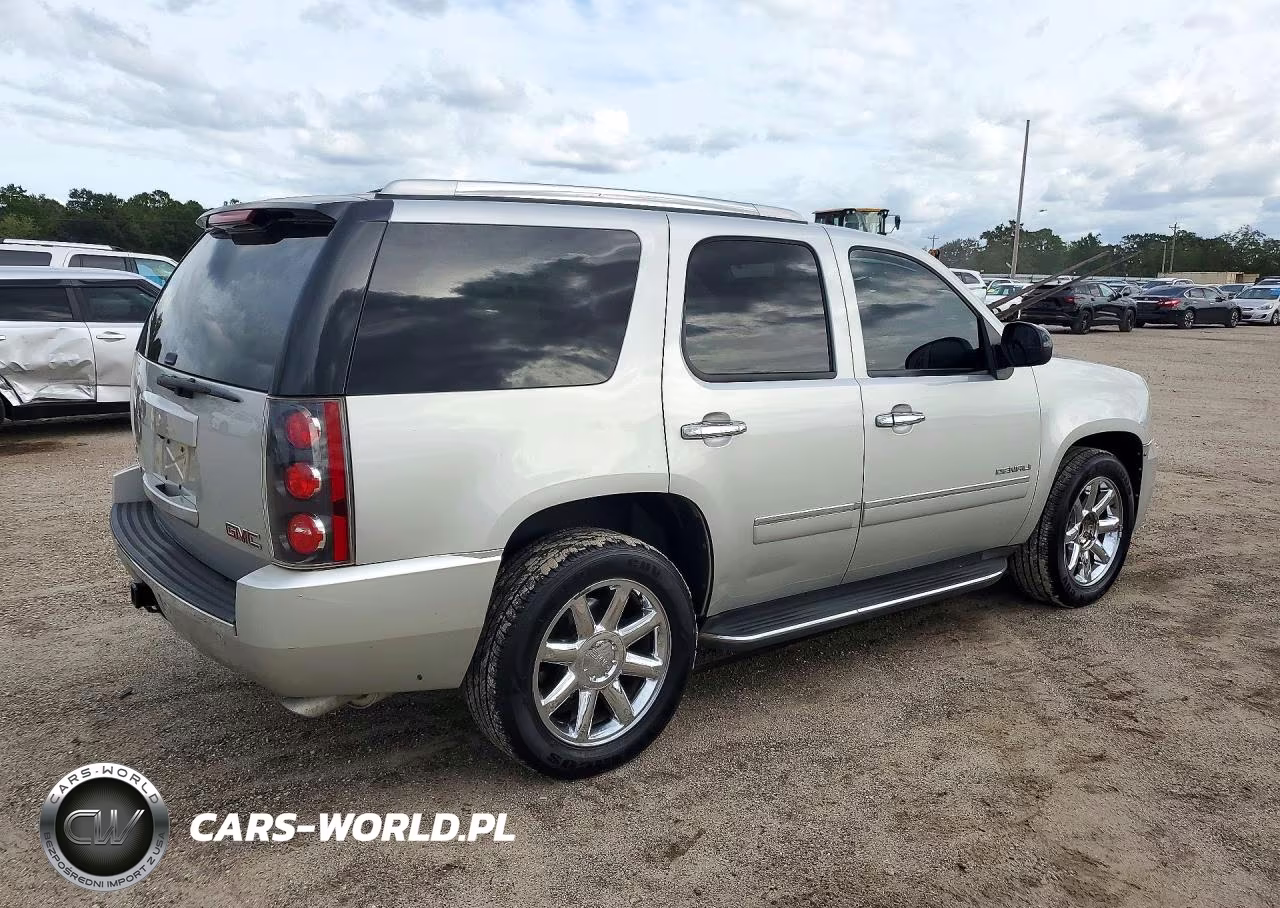 2010 GMC Yukon VIN:1GKUCEEF1AR226097 - 3