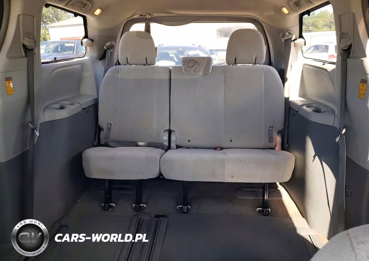 2014 Toyota Sienna Le VIN:5TDKK3DC7ES464190 - 10