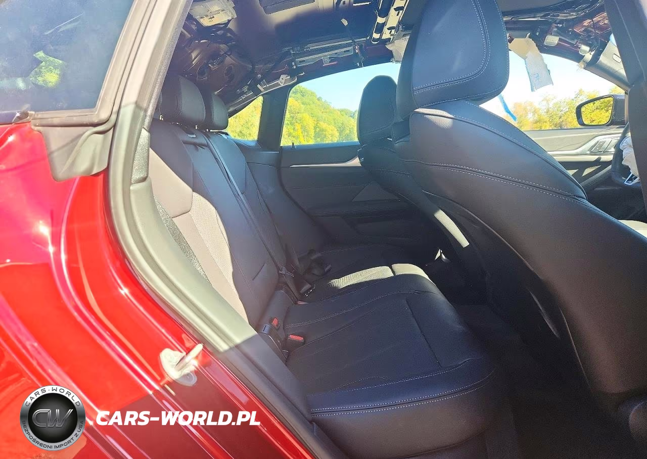2026 BMW I4 xDrive 40 VIN:WBY43HD01TFW37870 - 10