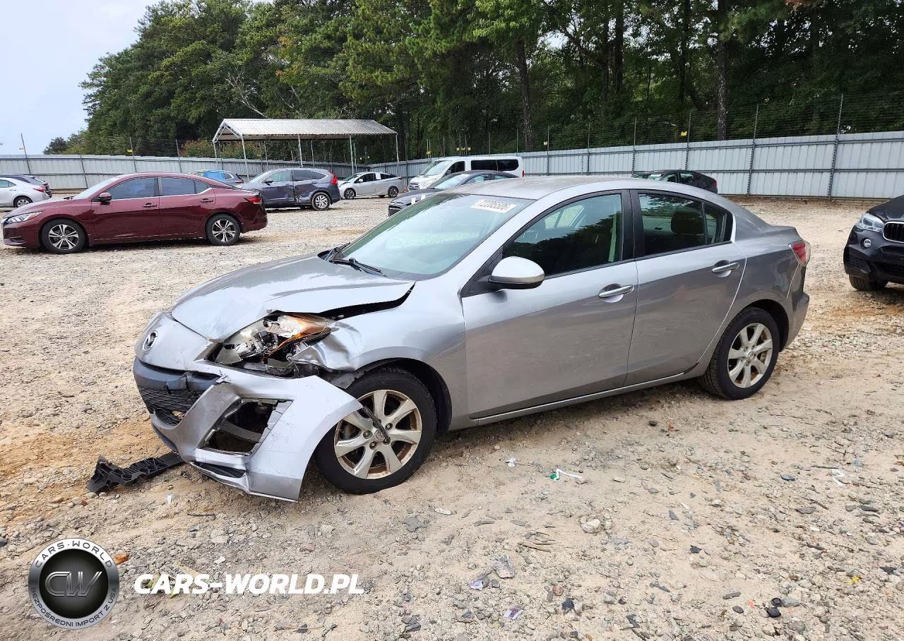 2011 Mazda 3 I