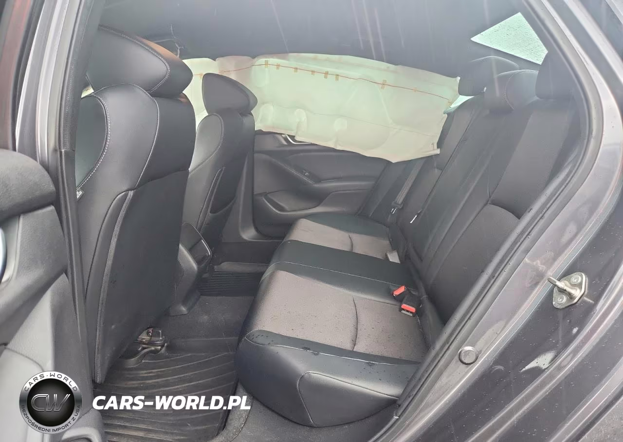 2018 Honda Accord Sport VIN:1HGCV1F32JA115704 - 10