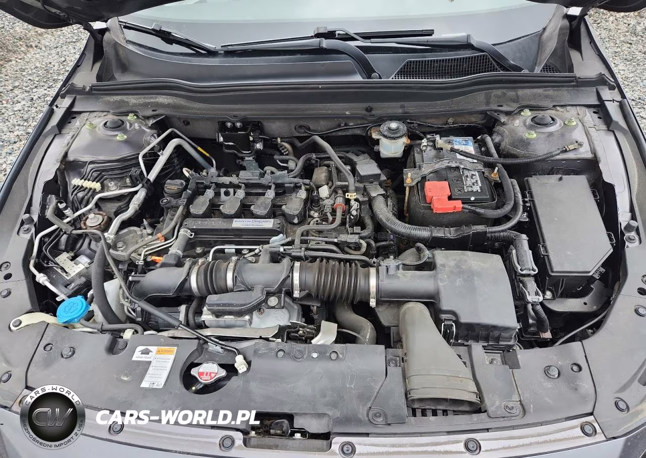 2018 Honda Accord Sport VIN:1HGCV1F32JA115704 - 11