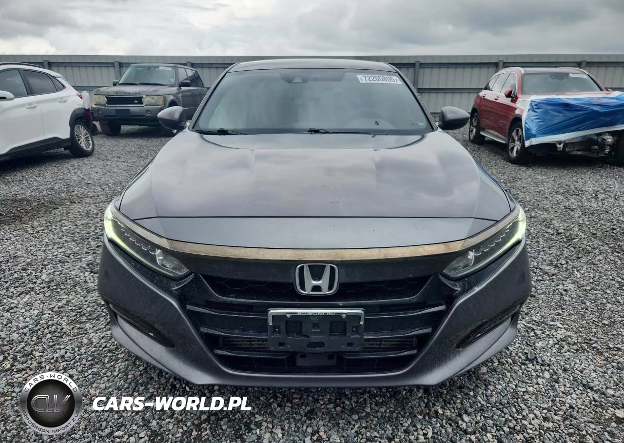 2018 Honda Accord Sport VIN:1HGCV1F32JA115704 - 5