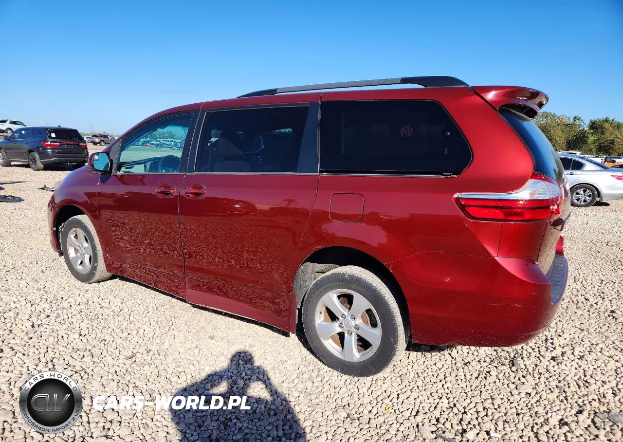 2017 Toyota Sienna Le VIN:5TDKZ3DC1HS827177 - 2
