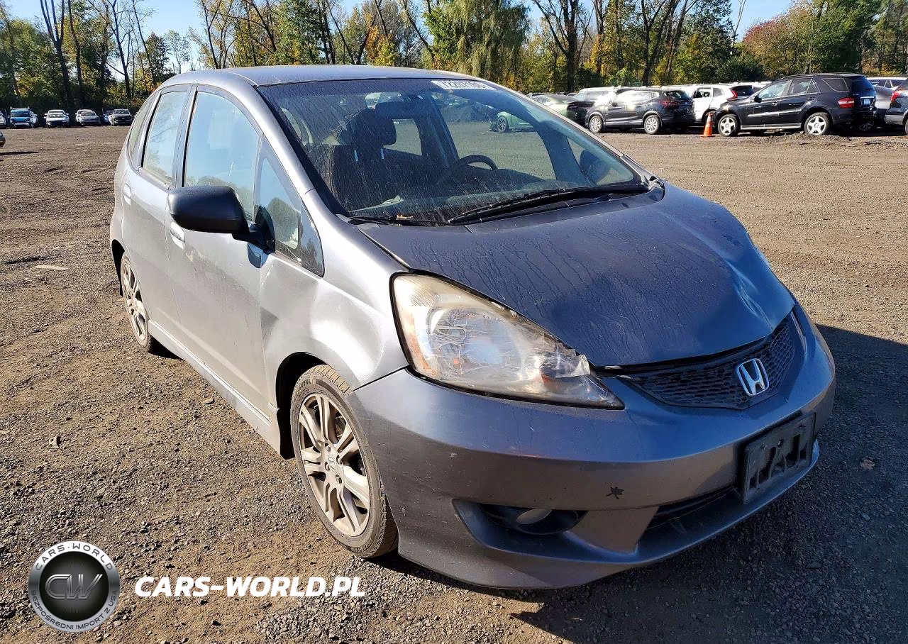2011 Honda Fit Sport VIN:JHMGE8G51BC011430 - 4