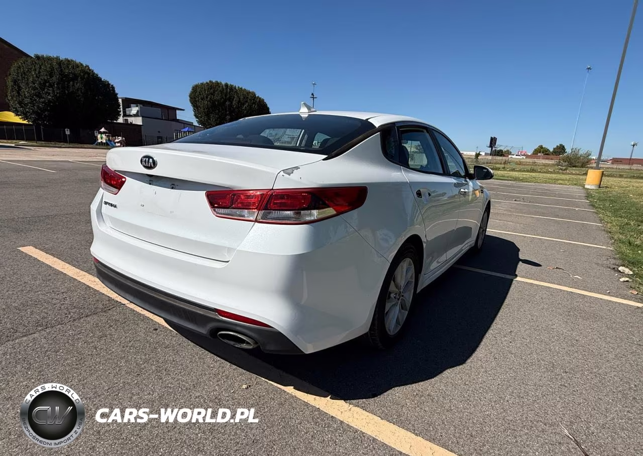 2016 Kia Optima Lx VIN:5XXGT4L35GG036679 - 4