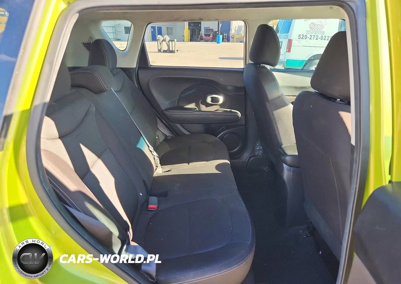 2018 Kia Soul Base VIN:KNDJN2A2XJ7899413 - 10